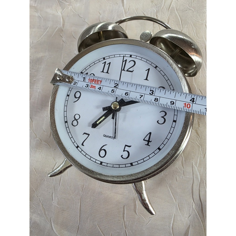 Vintage Round Timex Double Bell Alarm Desk Clock - Picture 3 of 4